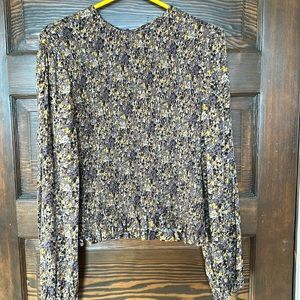 Gimmicks by BKE scrunch blouse